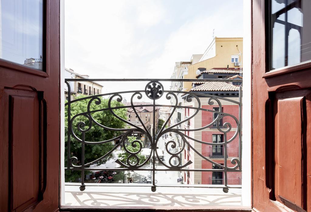 San Miguel Apartment Madrid Exterior photo
